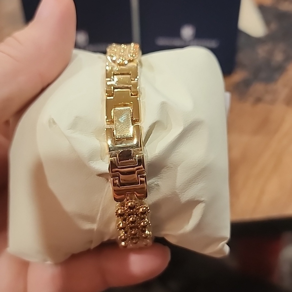 Montres Prestige X Invicta Women's Watch - 28mm, Gold (MPW-0234) NWT - Picture 3 of 3